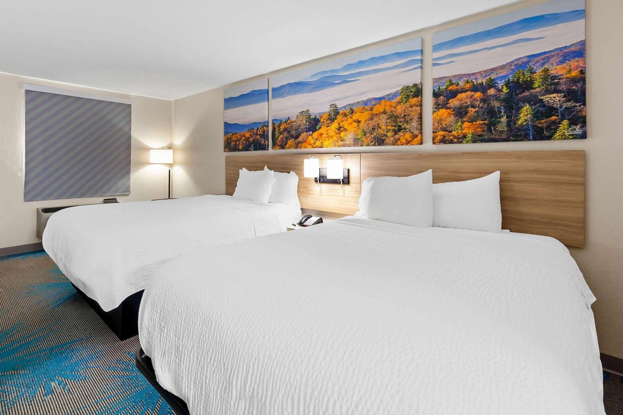 Days Inn By Wyndham Brownsville Eksteriør billede